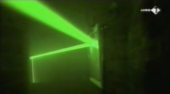 [object Object],Lasertunnels, in ,aflevering 1