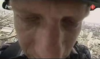 [object Object],Menno, bij ,Abseilen, in ,aflevering 2
