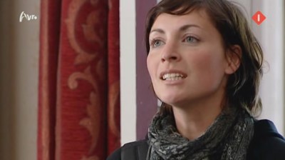 [object Object],Viviënne, in ,aflevering 1