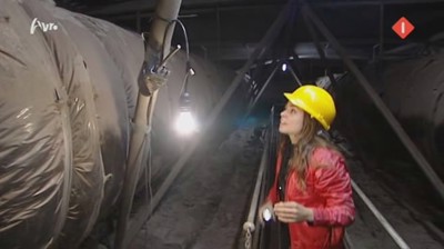 [object Object],Froukje, bij ,Camera's zoeken, in ,aflevering 1