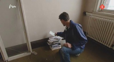 [object Object],Hans, bij ,Geld zoeken, in ,aflevering 2