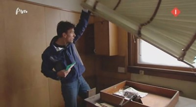 [object Object],Hans, bij ,Geld zoeken, in ,aflevering 2