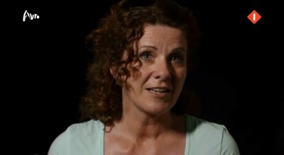 [object Object],Karin, bij ,Contactadvertenties, in ,aflevering 2