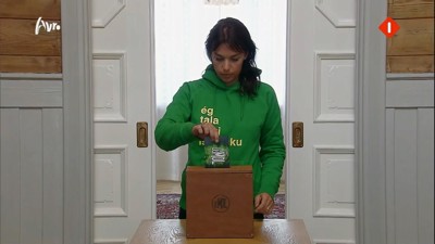 [object Object],Liesbeth, bij ,Executie, in ,aflevering 4