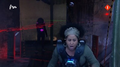 [object Object],Tania, bij ,Laserstraal, in ,aflevering 2