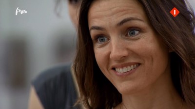 [object Object],Daphne, in ,aflevering 1