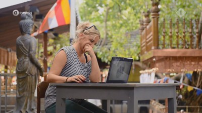 [object Object],Martine, in ,aflevering 1