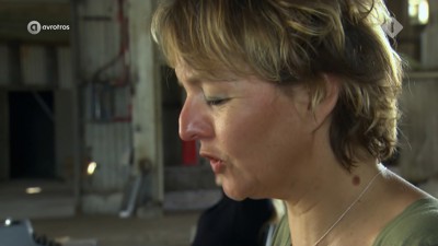 [object Object],Sanne, bij ,Papierfabriek, in ,aflevering 2