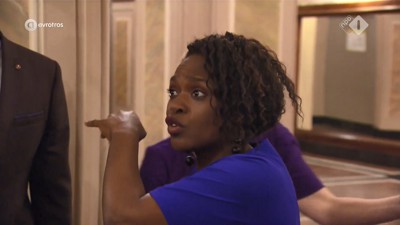 [object Object],Simone, bij ,Aanschuiven, in ,aflevering 2