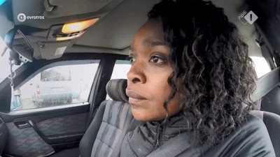 [object Object],Simone, bij ,Tijd is geld, in ,aflevering 3
