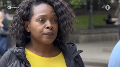 [object Object],Simone, bij ,Niets is wat het lijkt, in ,aflevering 4