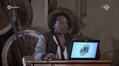 [object Object],Simone, in ,aflevering 4