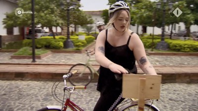 [object Object],Nikkie, bij ,Rondje om de kerk, in ,aflevering 1
