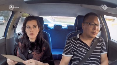 [object Object],Tina, bij ,Afhaalchinees, in ,aflevering 2