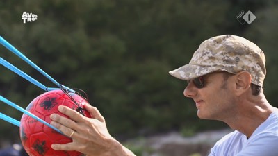 [object Object],Thomas, bij ,Net of net niet, in ,aflevering 3