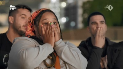 [object Object],Sarah, in ,aflevering 1