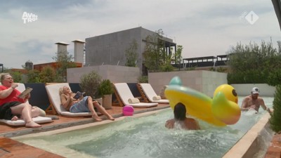 [object Object],Uitzitten, in ,aflevering 2