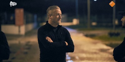 [object Object],Dennis, bij ,Vijandig verleden, in ,aflevering 3